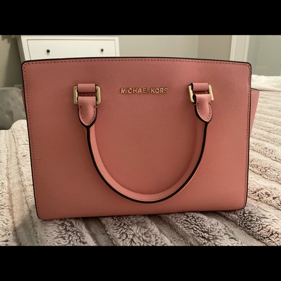 Michael Kors Handbag - Picture 2 of 12